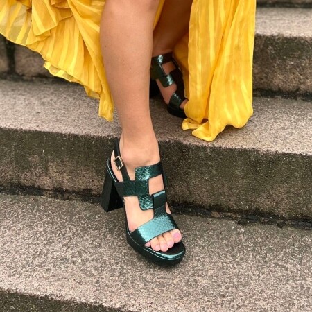 Rossano Bisconti sandals ✨ 
#rossanobisconti #taftxyou #tafts...